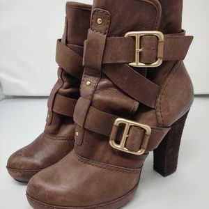 DKNYC brown leather platform boots